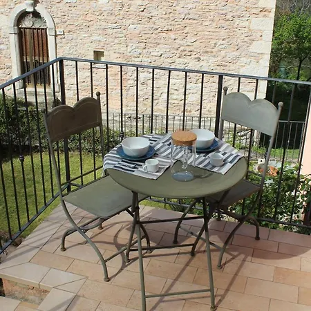 Cardella Farm stay *