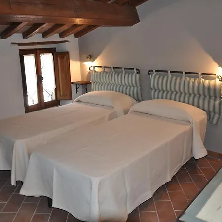 Cardella Farm stay *
